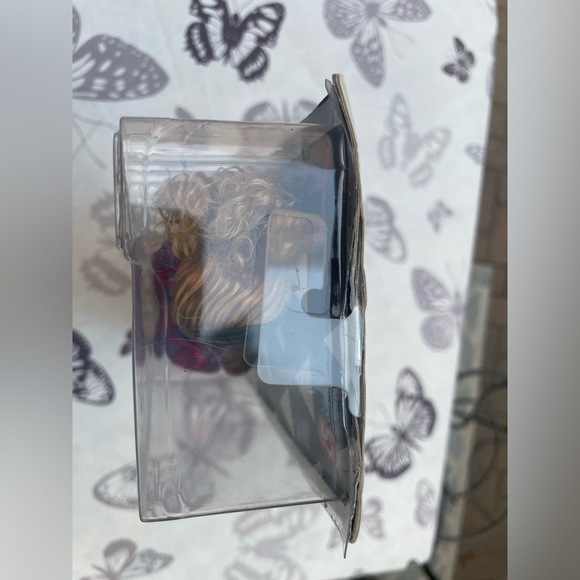 Barbie Fashionistas #57 Zig & Zag Curvy Doll - Picture 6 of 10